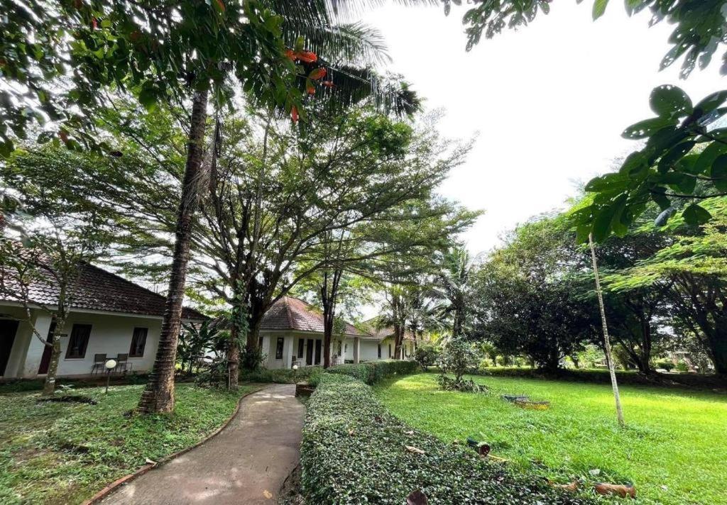 Baan Chuengkao Resort Ранонг Екстериор снимка
