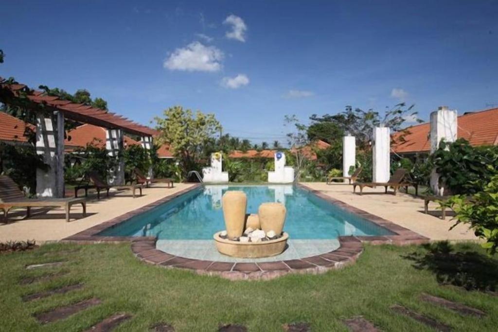 Baan Chuengkao Resort Ранонг Екстериор снимка